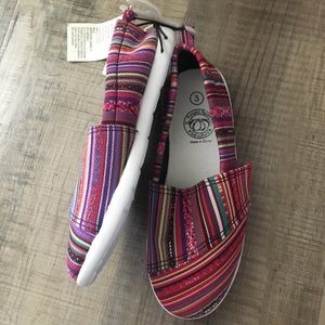 NWT pumpkin patch girls pink Navajo Velcro shoe